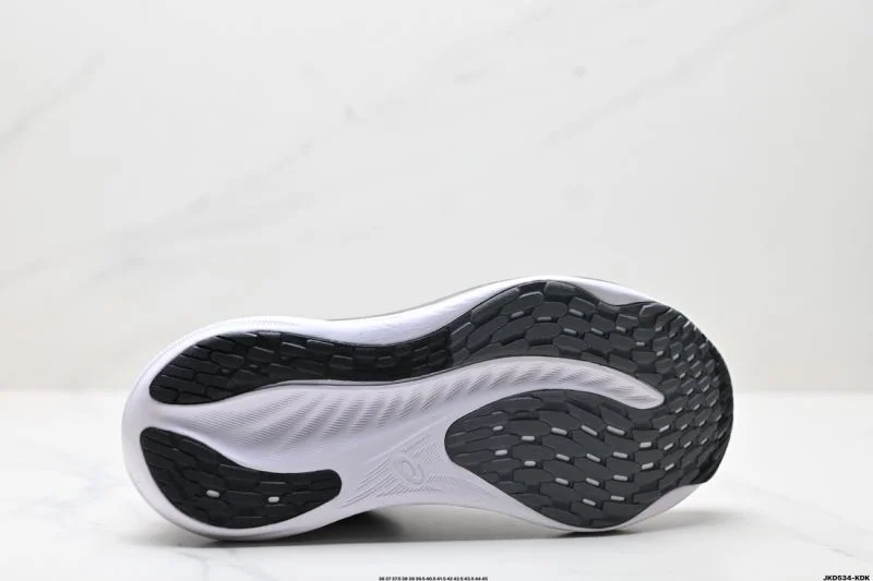 OdorResistant Asics Shoes 3604