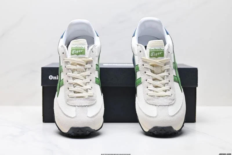MultiPurpose Asics Shoes 3596
