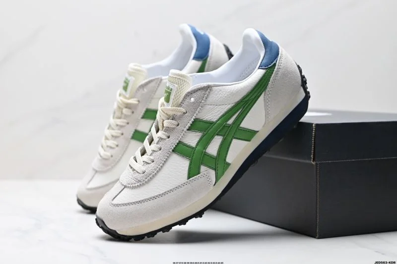 MultiPurpose Asics Shoes 3596