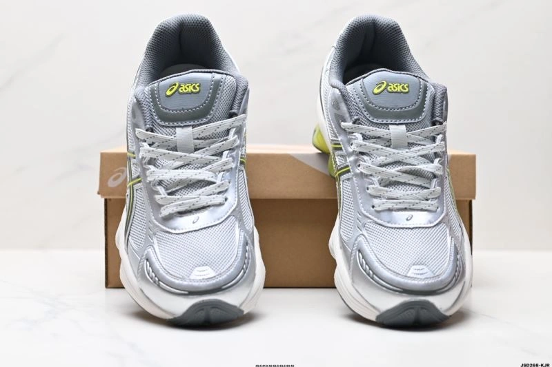 Compact Asics Shoes 2803