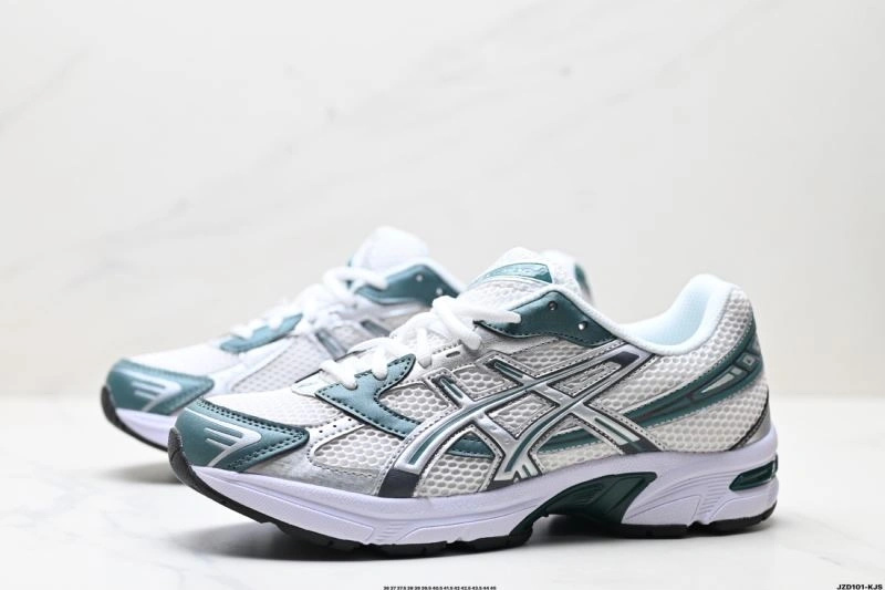 Trendy Asics Shoes 2874