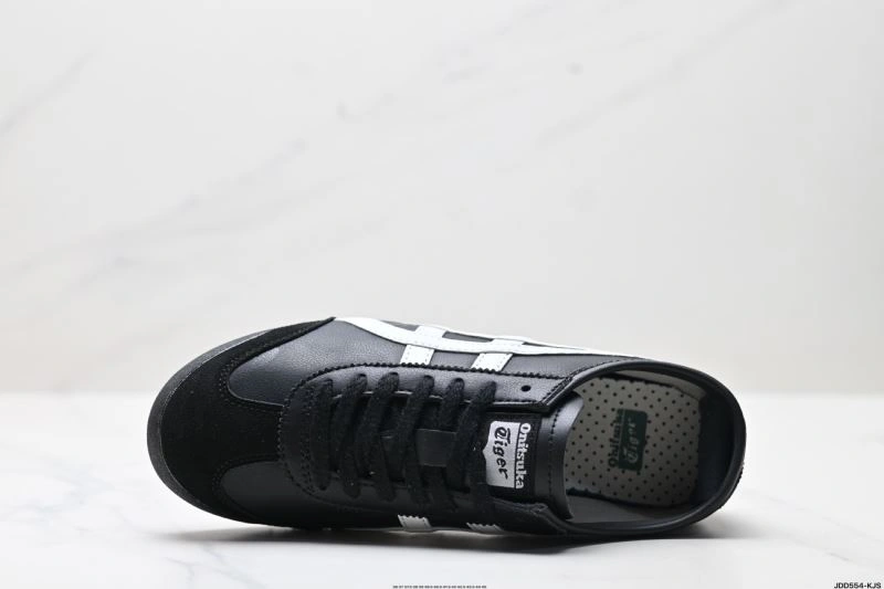 Cozy Asics Shoes 2865