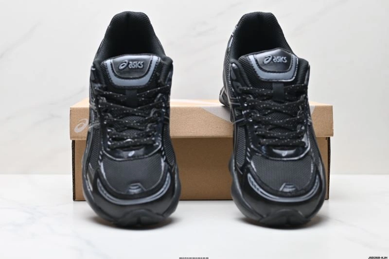 Comfortable Asics Shoes 2773