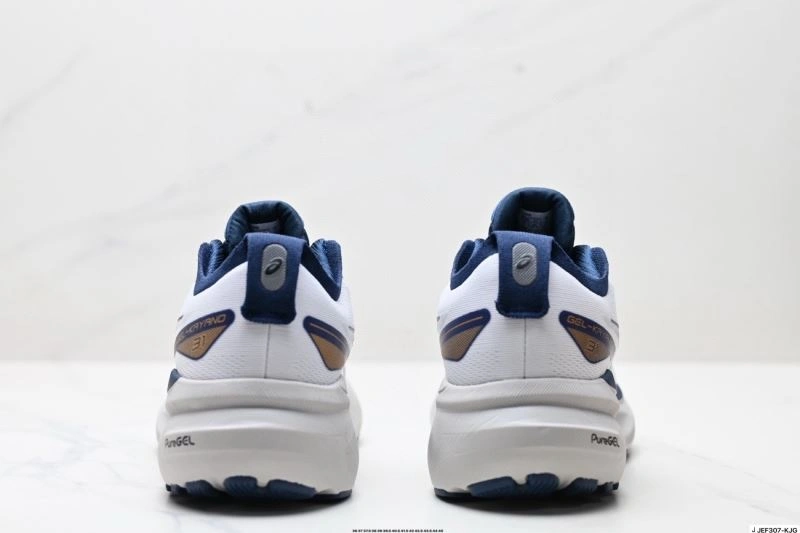 EyeCatching Asics Shoes 2762
