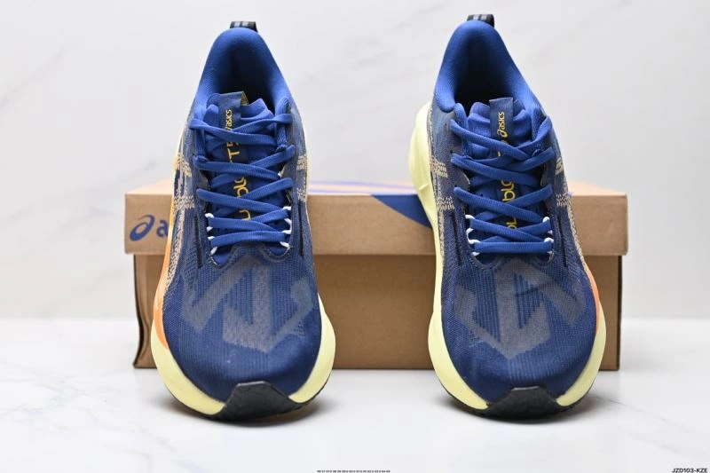 Versatile Asics Shoes 2765