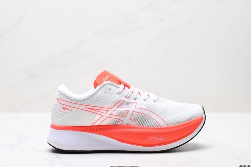 Resilient Asics Shoes 2746