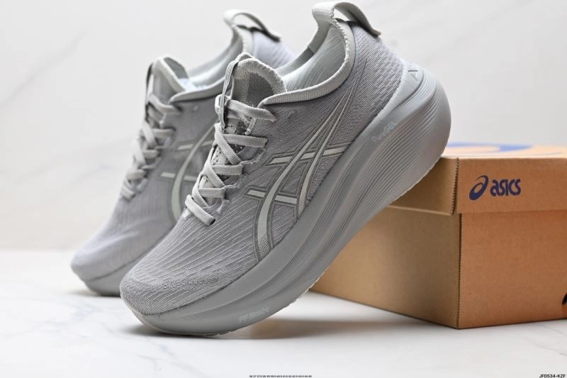 Neat Asics Shoes 2730