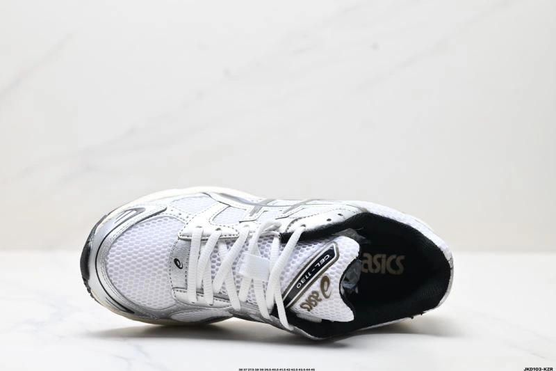 Asics Shoes Snug 2716