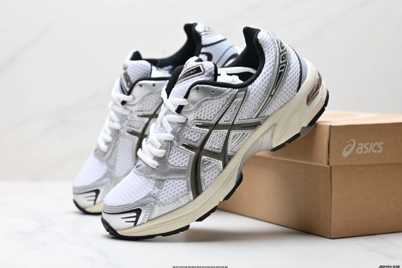 Asics Shoes Snug 2716