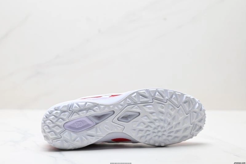 Vibrant Asics Shoes 2702