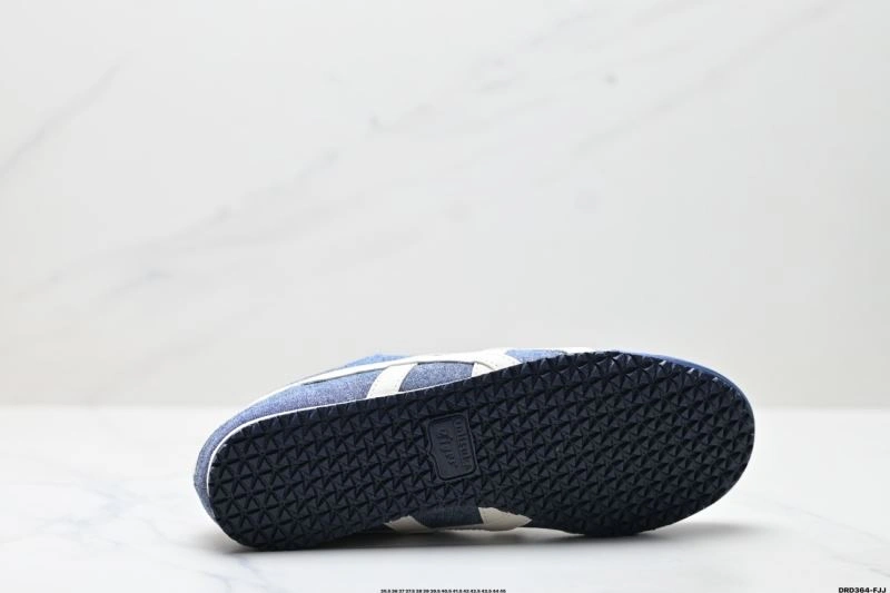 Asics Shoes Flexible 2717