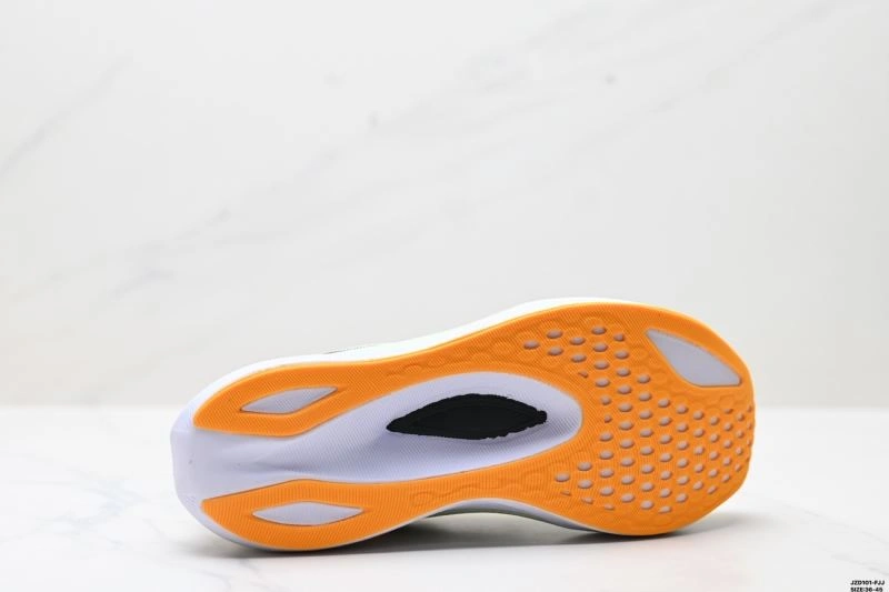Soft Asics Shoes 2695