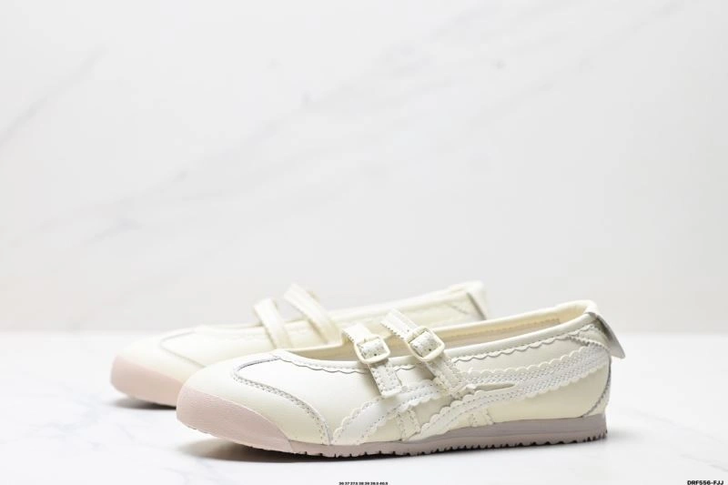 Asics Shoes Durable 2696