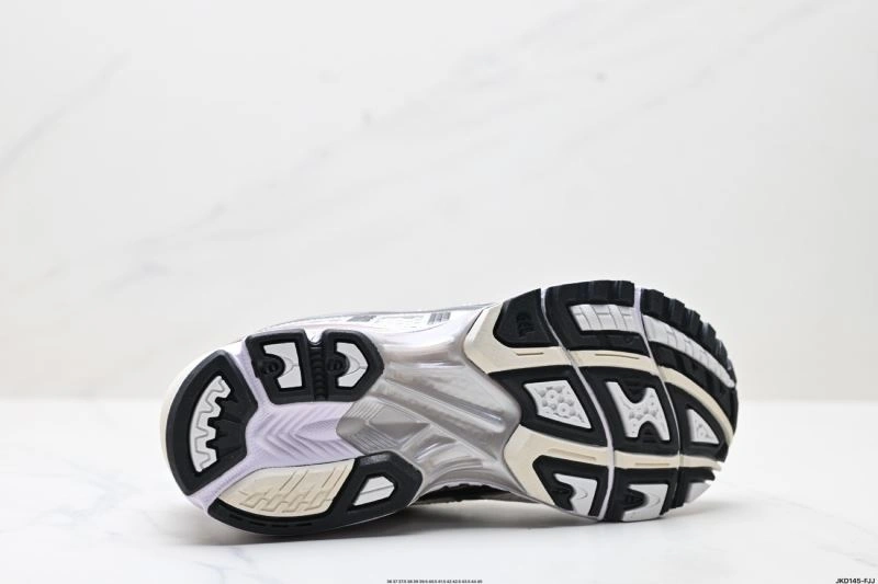 Asics Shoes FreshLook 2685