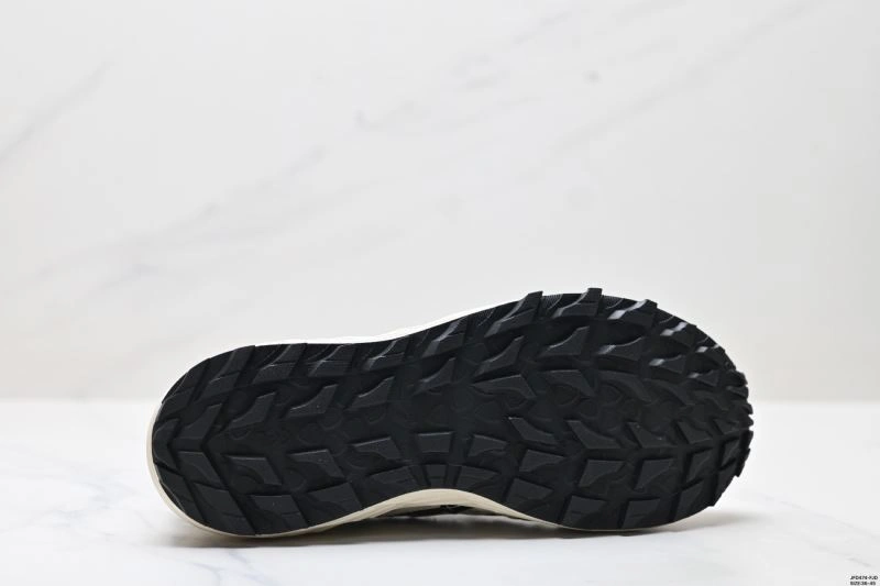 Popular Asics Shoes 2684