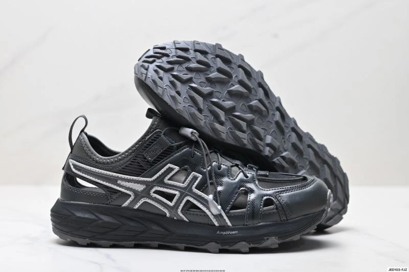 Asics Shoes UrbanChic 2677