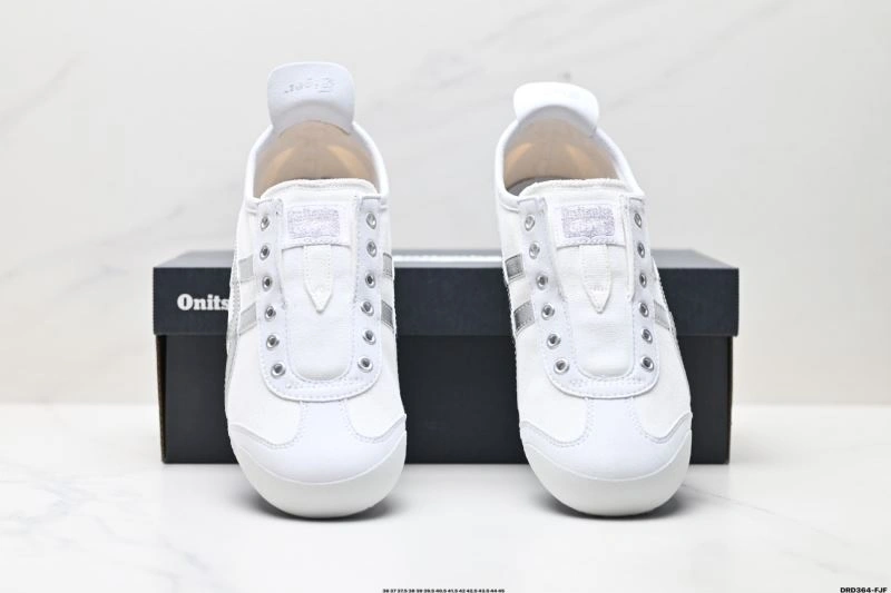 Asics Shoes TimelessDesign 2668