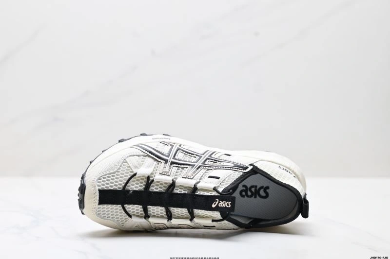 Youthful Asics Shoes 2655