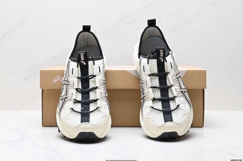 Youthful Asics Shoes 2655
