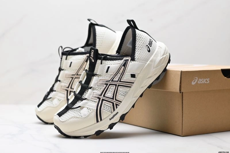 Youthful Asics Shoes 2655