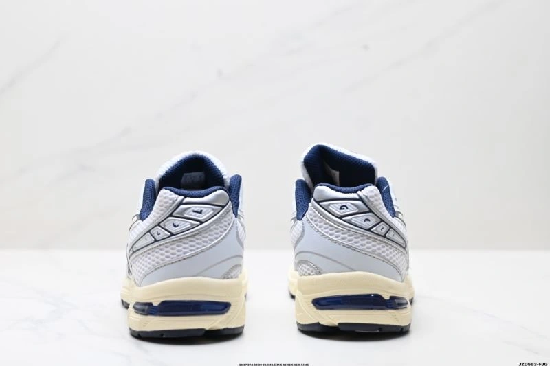 Minimalist Asics Shoes 2664