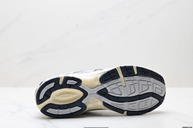 Minimalist Asics Shoes 2664