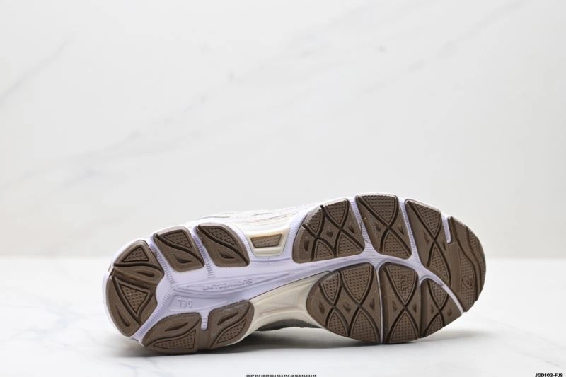 Asics Shoes Modern 2629