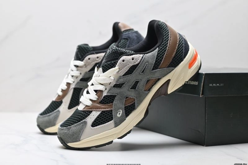 Unisex Asics Shoes 2637