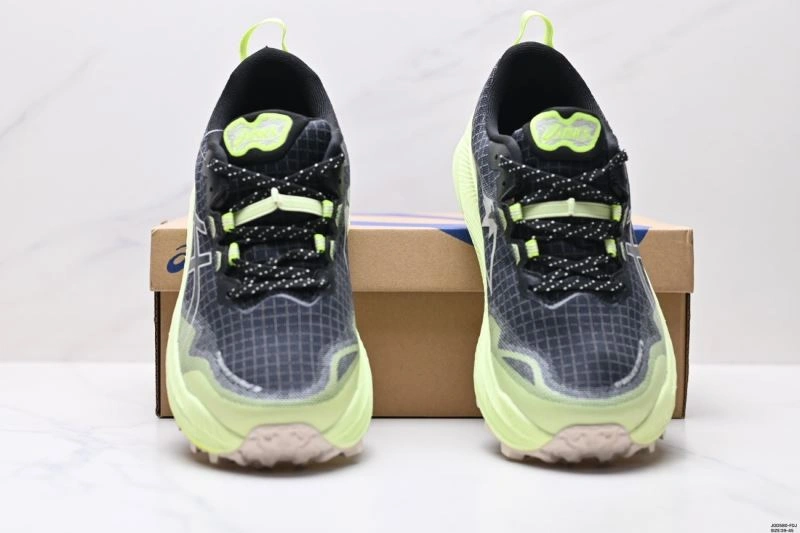 Versatile Asics Shoes 2616