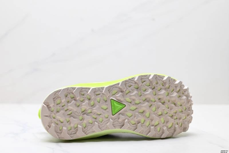 Versatile Asics Shoes 2616