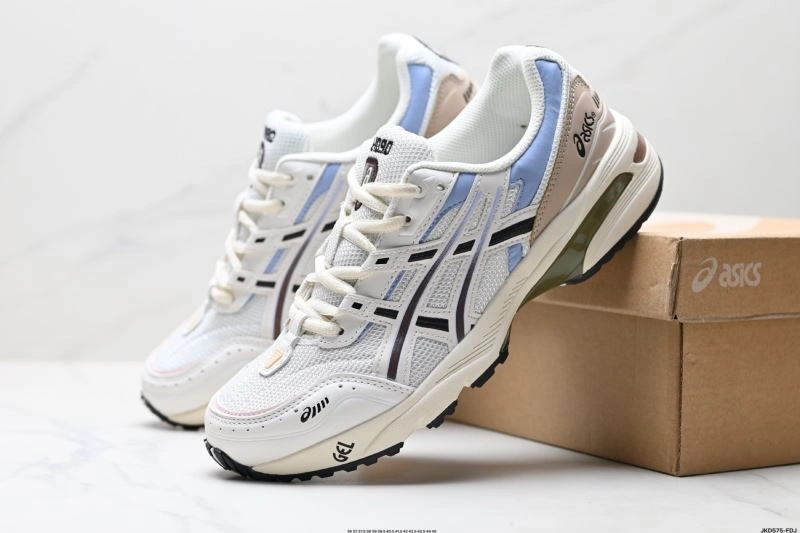 Asics Shoes TopPick 2607