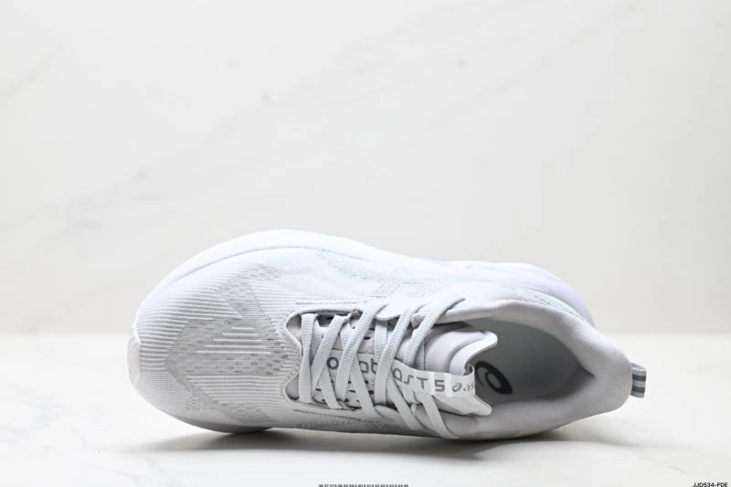 TimelessDesign Asics Shoes 2622
