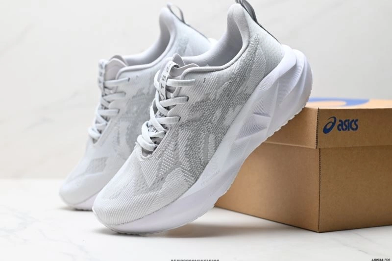 TimelessDesign Asics Shoes 2622