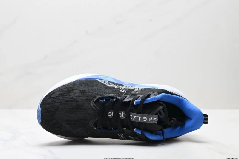 Seasonal Asics Shoes 2609