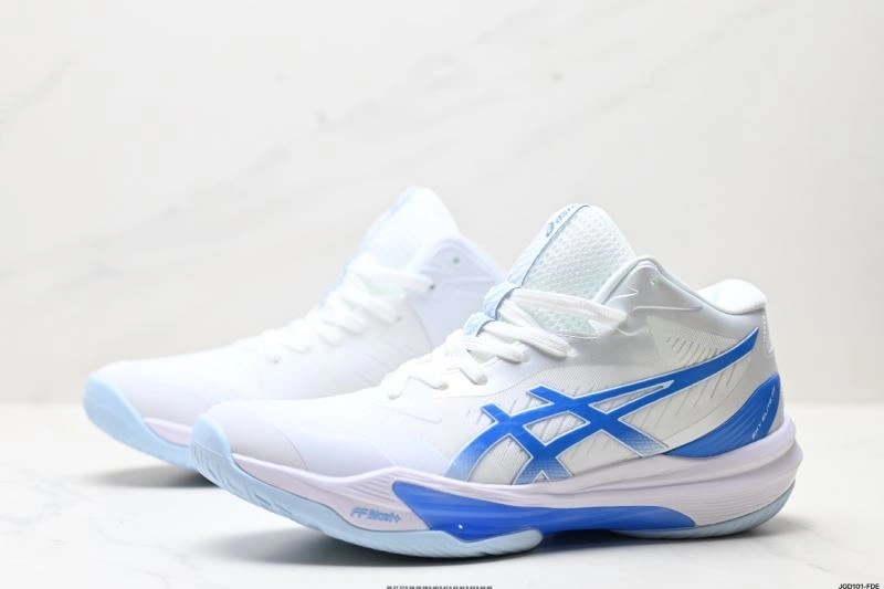 StreetReady Asics Shoes 2589