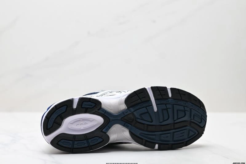 Asics Shoes WeatherProof 2595