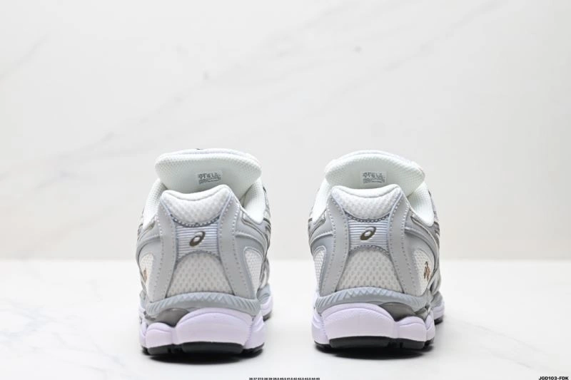 ComfortFit Asics Shoes 2592
