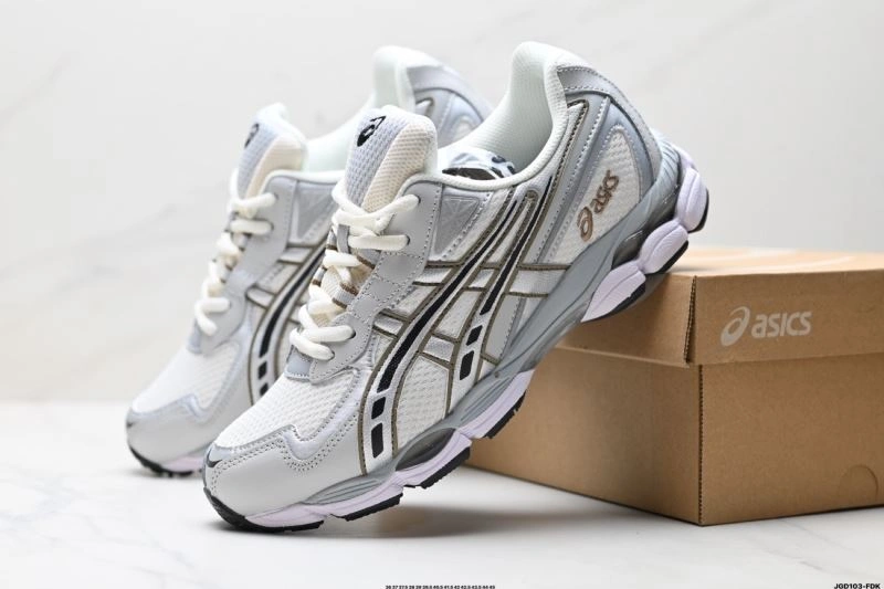 ComfortFit Asics Shoes 2592