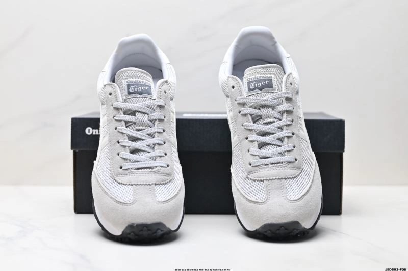 Snug Asics Shoes 2584