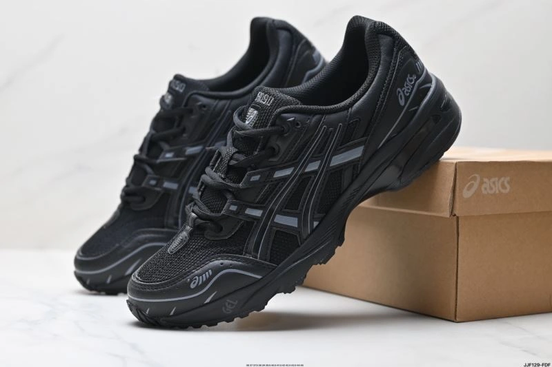 Asics Shoes TravelReady 2583