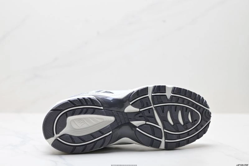 Sophisticated Asics Shoes 2579