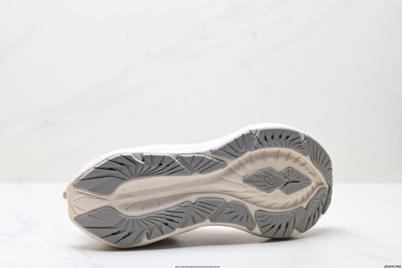 Asics Shoes Thermal 2582