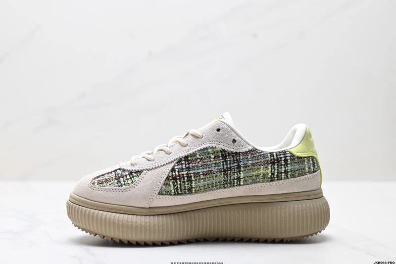SmoothTexture Asics Shoes 2633