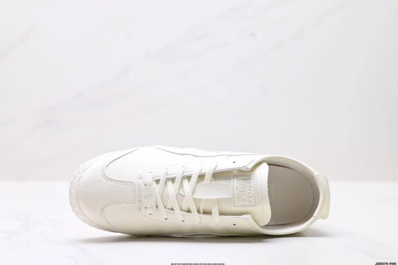 Asics Shoes Durable 2625