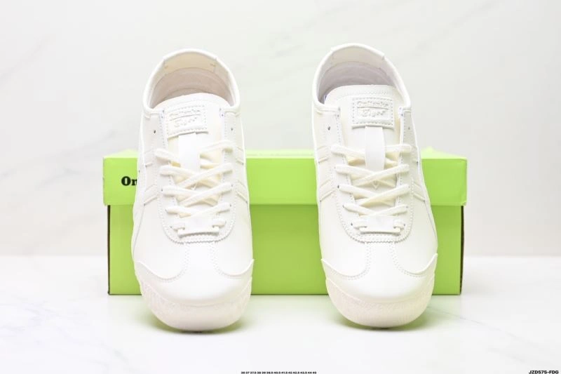 Asics Shoes Durable 2625