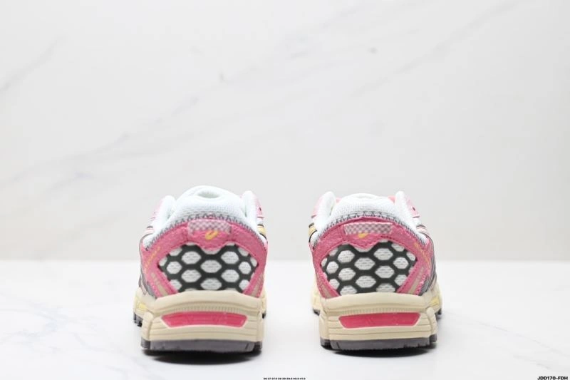 Asics Shoes Classic 2572