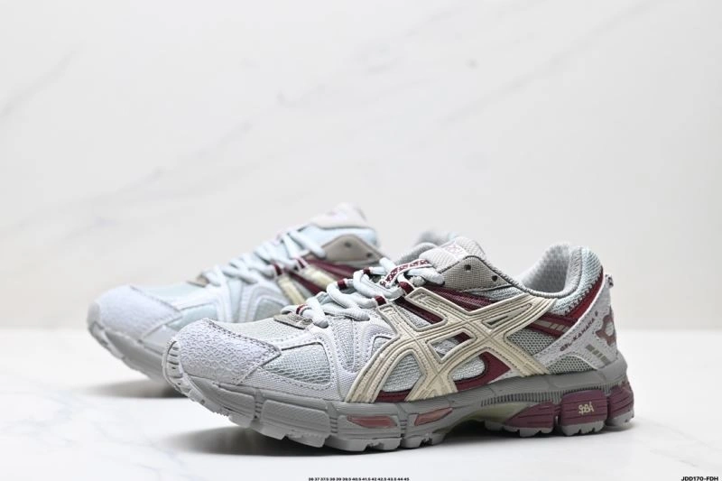Neat Asics Shoes 2567