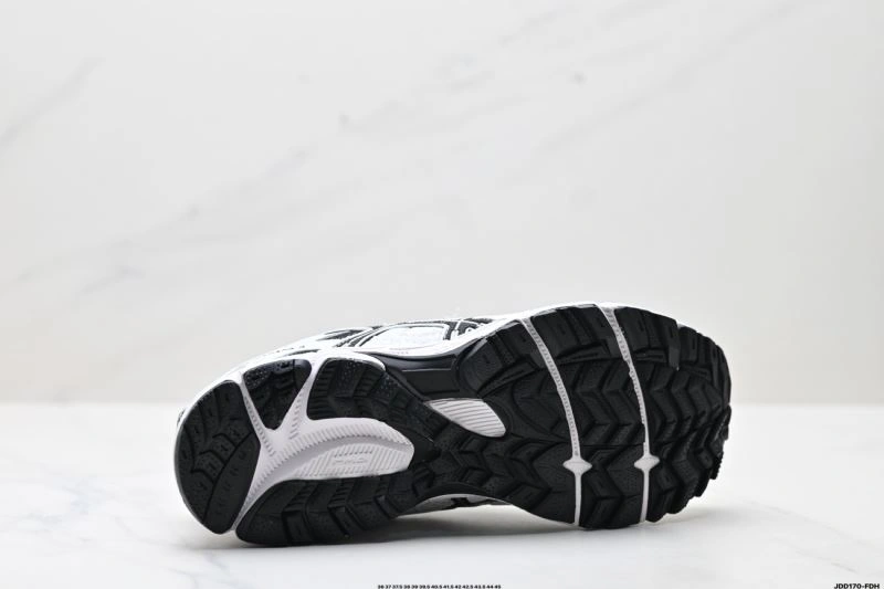 ZipUp Asics Shoes 2569