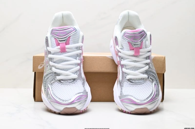 Thermal Asics Shoes 2680