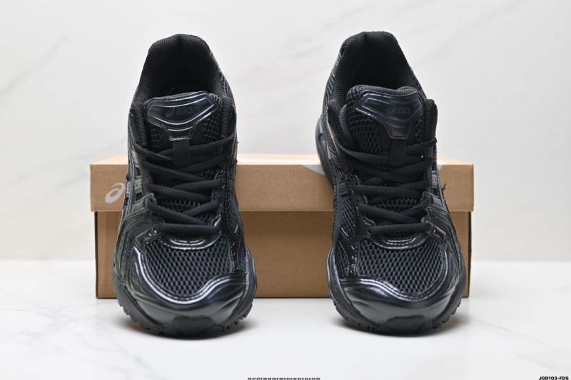 OdorResistant Asics Shoes 2547